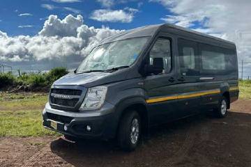 17 Seater Urbania Traveller